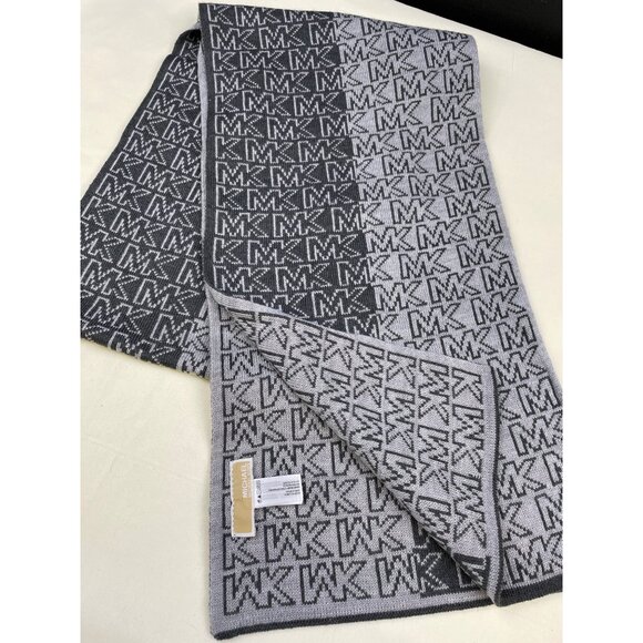 Michael Kors Unisex Gray Hat & Scarf 64" x 10  SKU 4823 - Picture 4 of 8